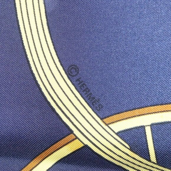 HERMES Carre 90 Scarf ""SPRINGS"" Silk Navy White Auth - Picture 11 of 16